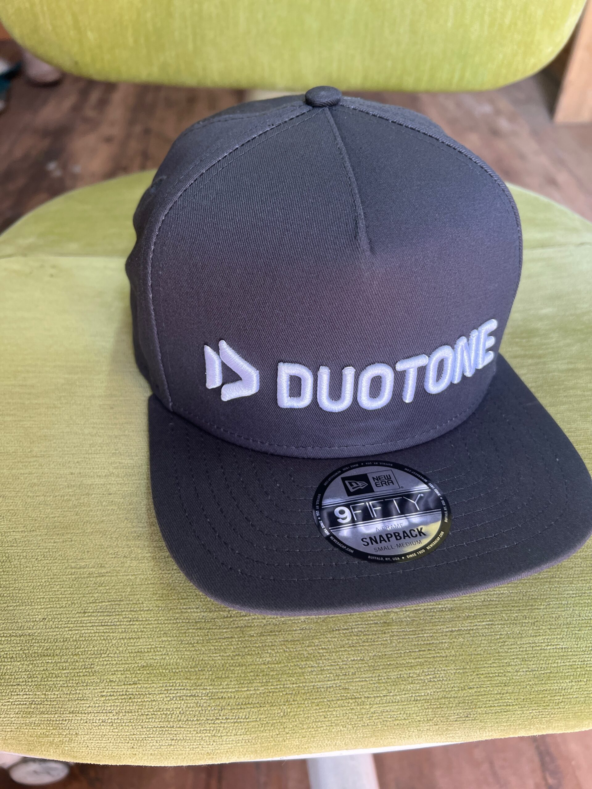 kepka-duotone-a-frame-5911-s-m-seraya.jpg Кепка DUOTONE A-Frame (5911) S/M, серая — изображение 1